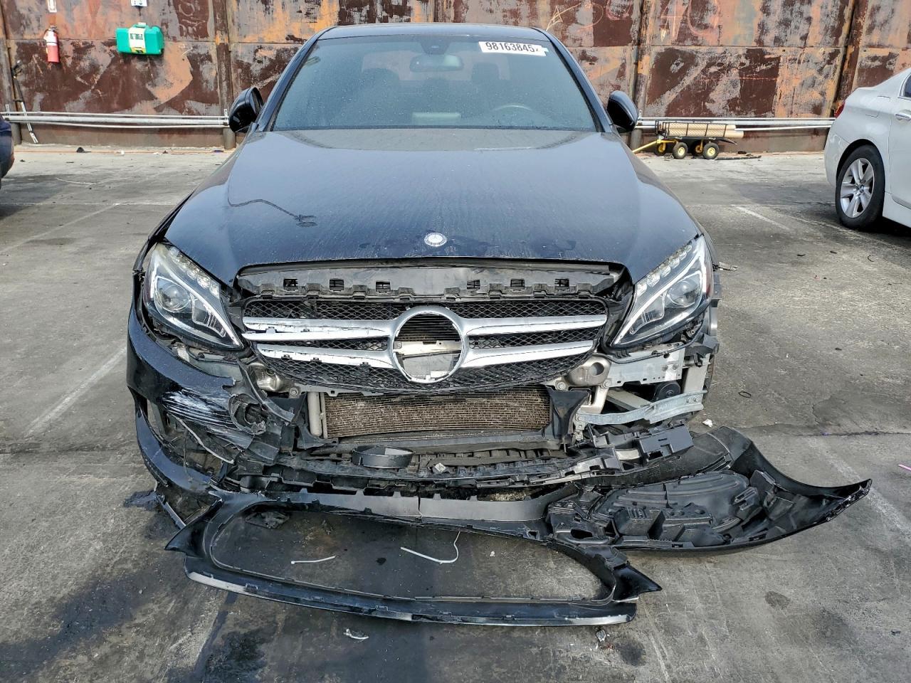 2015 MERCEDES-BENZ C-CLASS