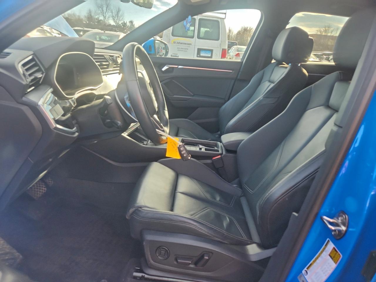 2023 AUDI Q3