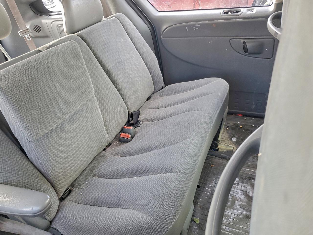 2005 DODGE CARAVAN