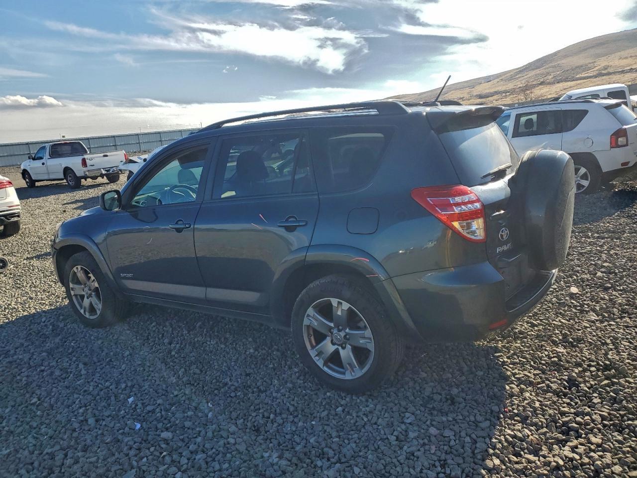 2012 TOYOTA RAV4
