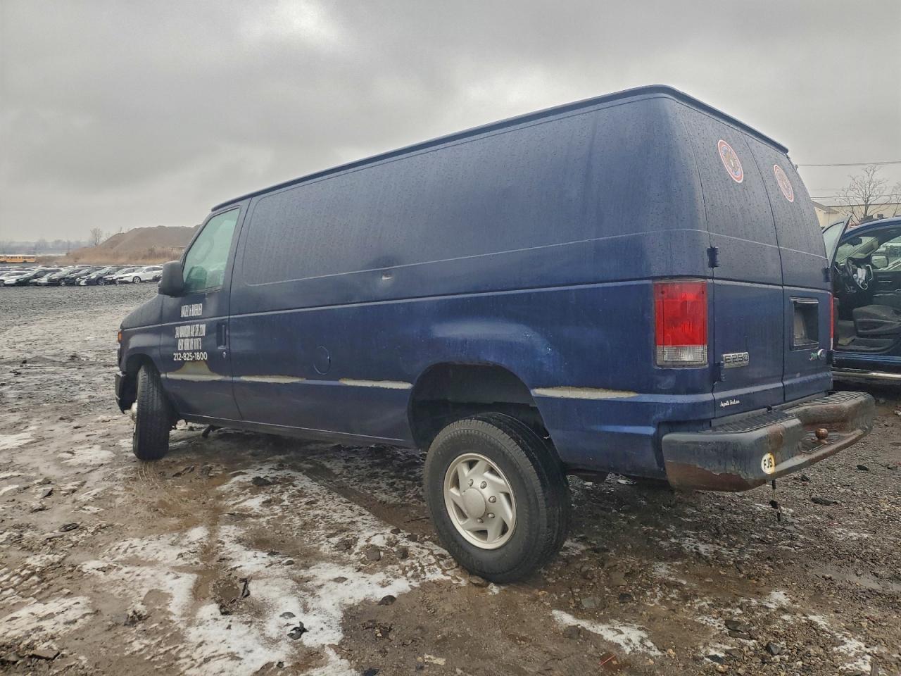 2010 FORD ECONOLINE