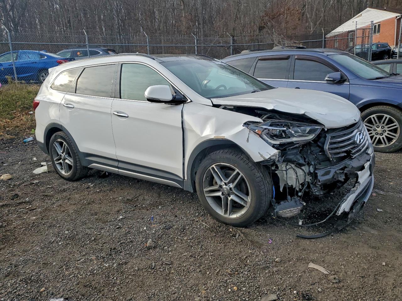 2017 HYUNDAI SANTA FE
