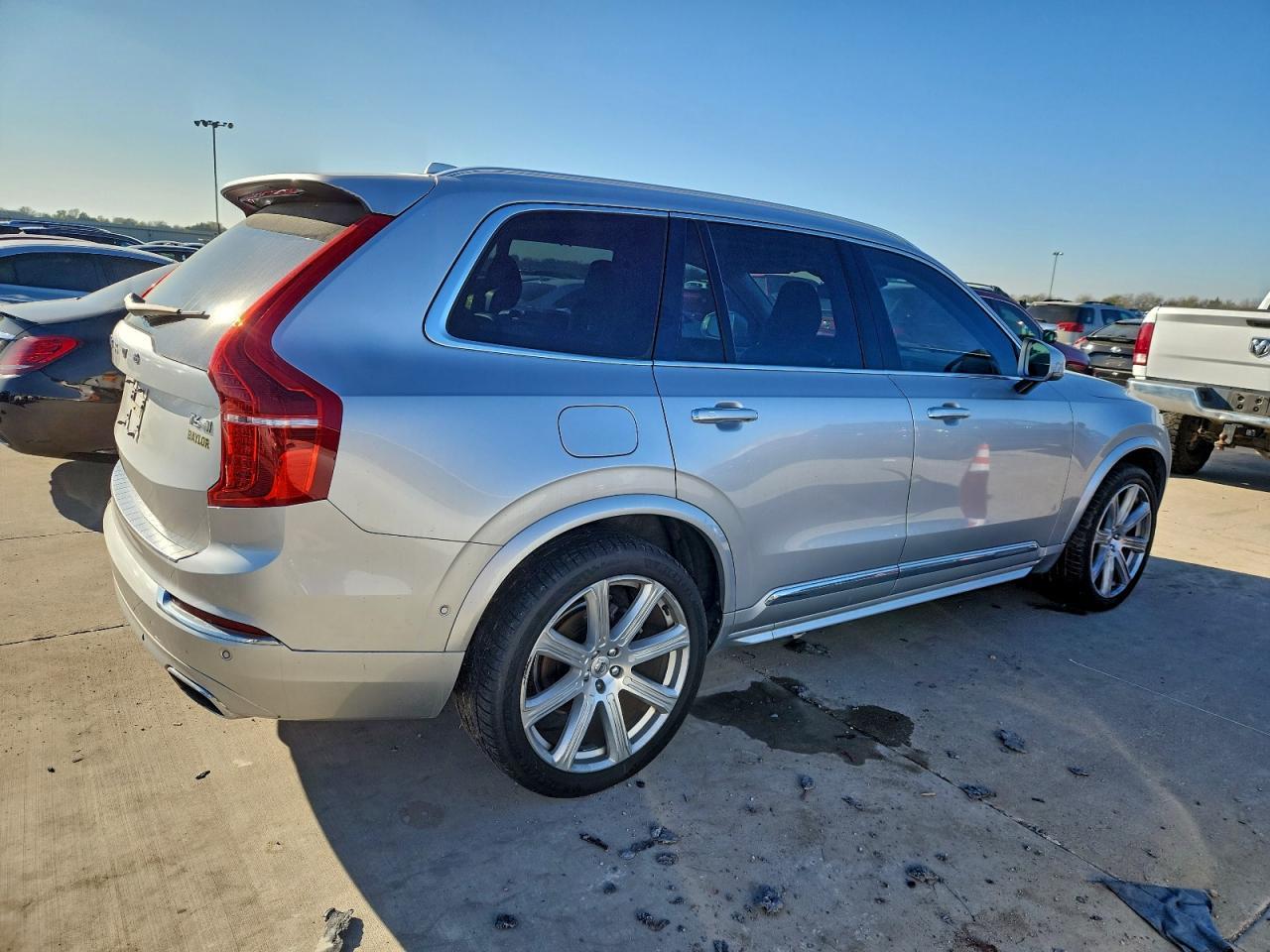 2016 VOLVO XC90