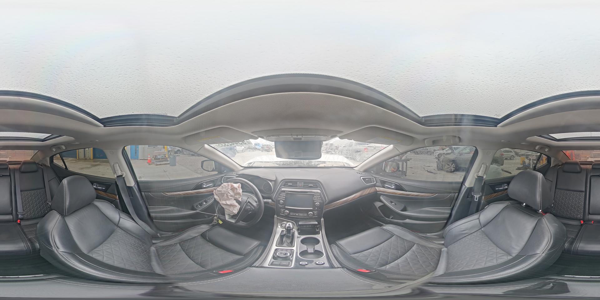 2017 NISSAN Maxima