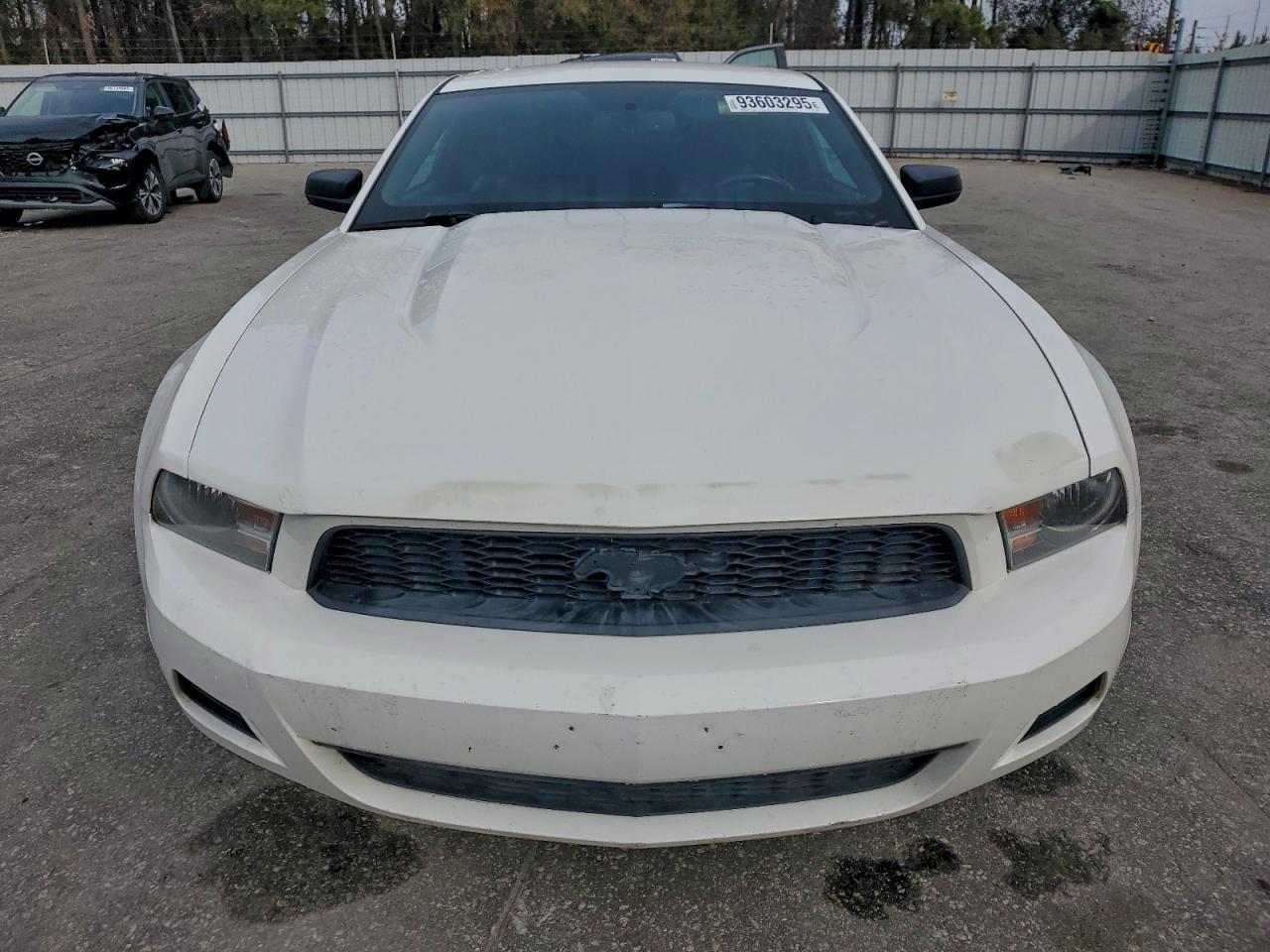 2010 FORD MUSTANG