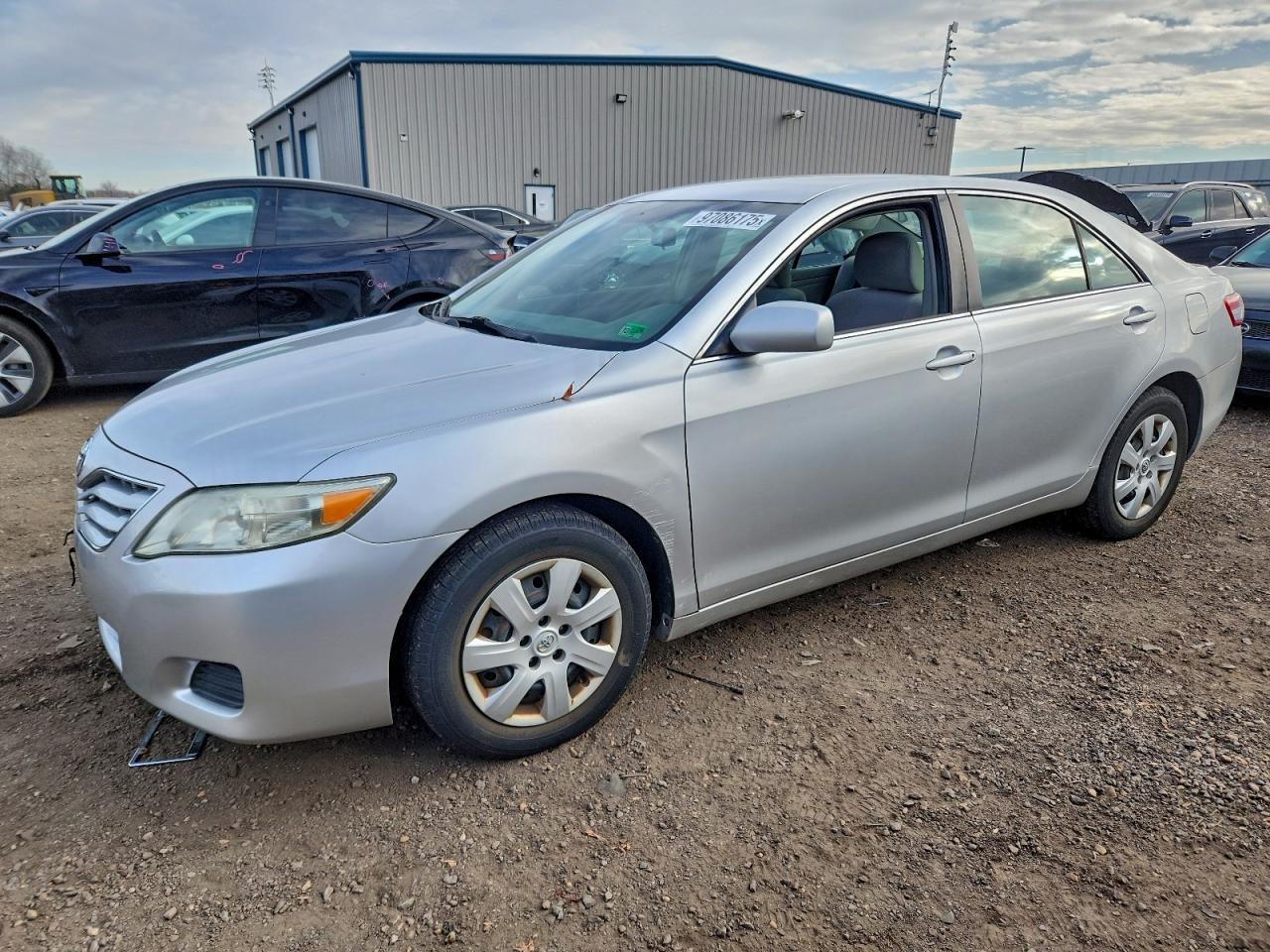 2010 TOYOTA CAMRY