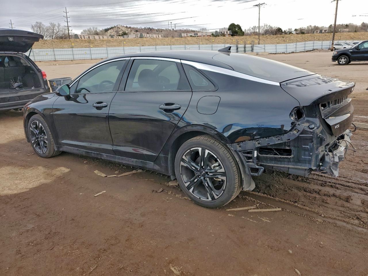 2023 KIA K5