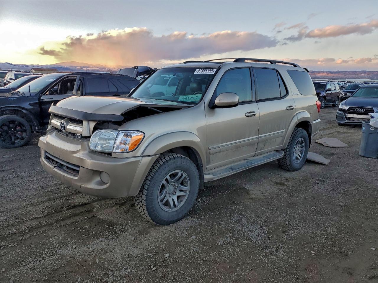 2005 TOYOTA Sequoia