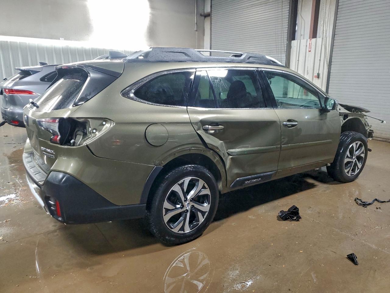 2020 SUBARU Outback