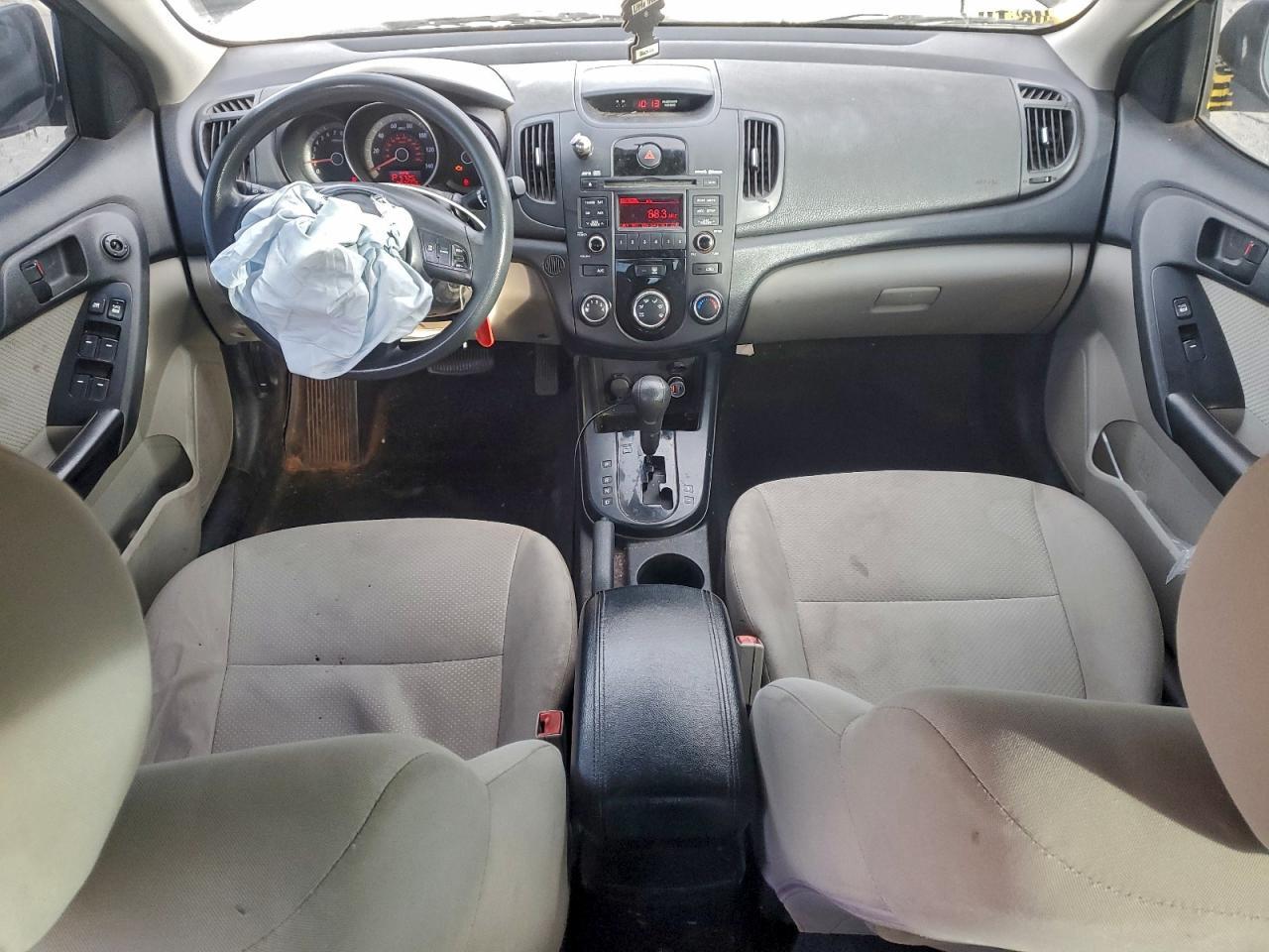 2010 KIA FORTE