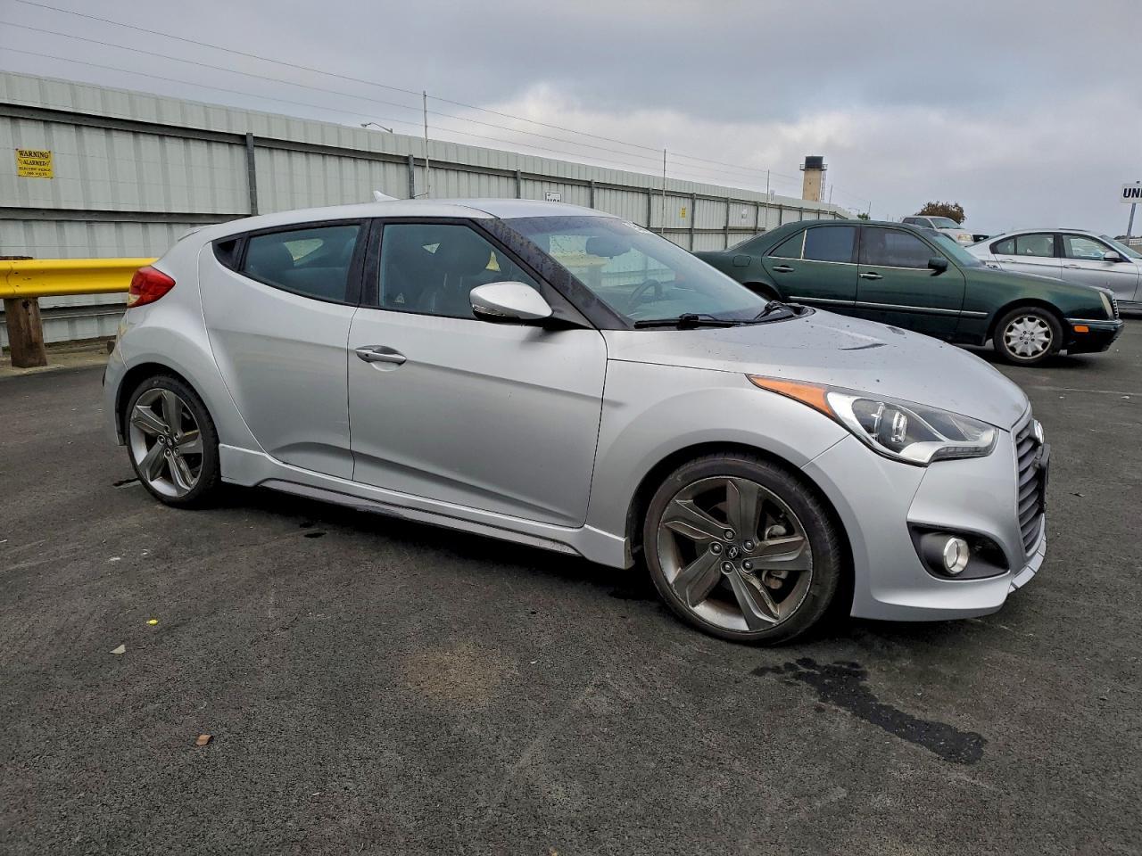 2015 HYUNDAI VELOSTER