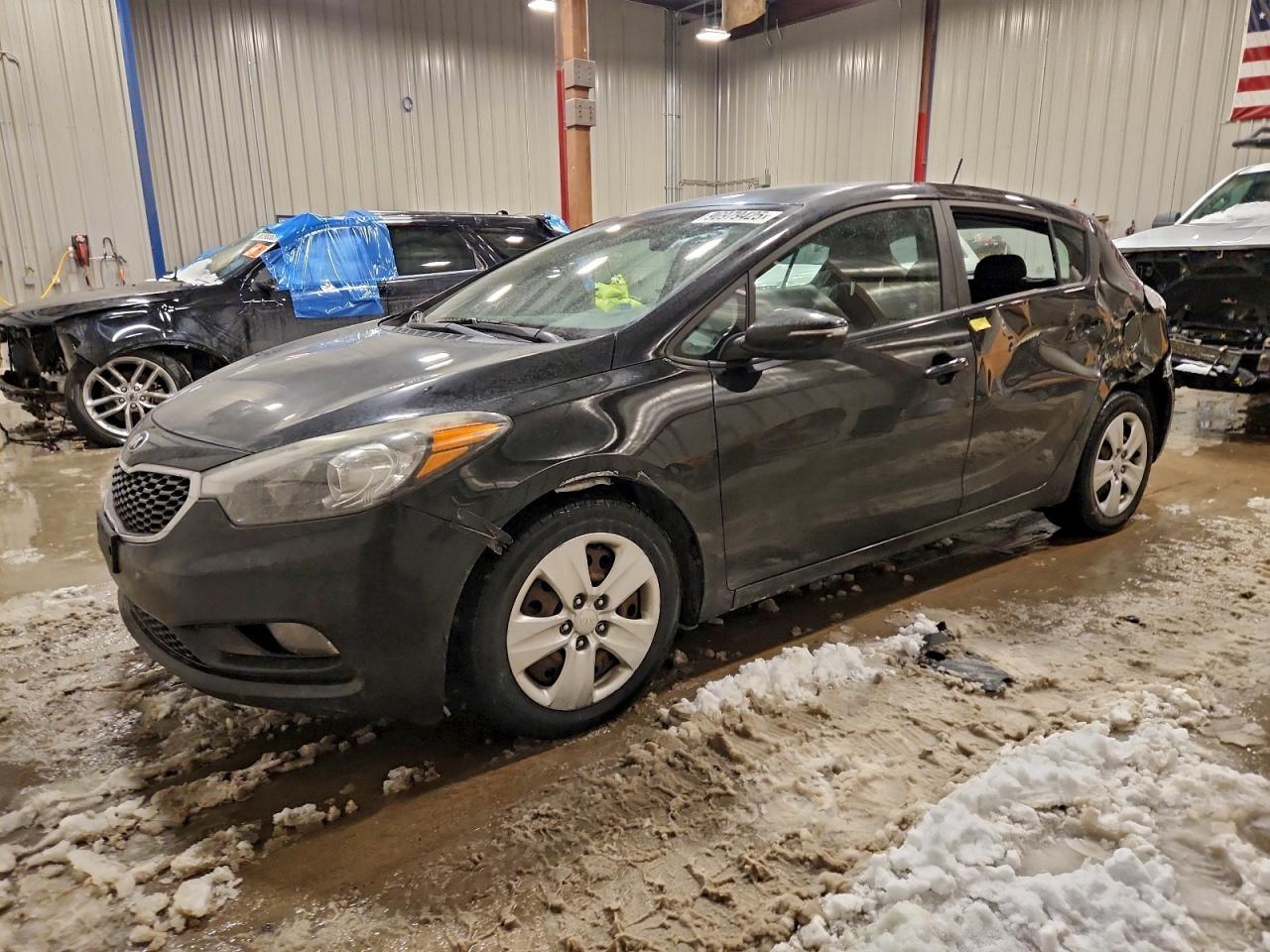 2016 KIA FORTE