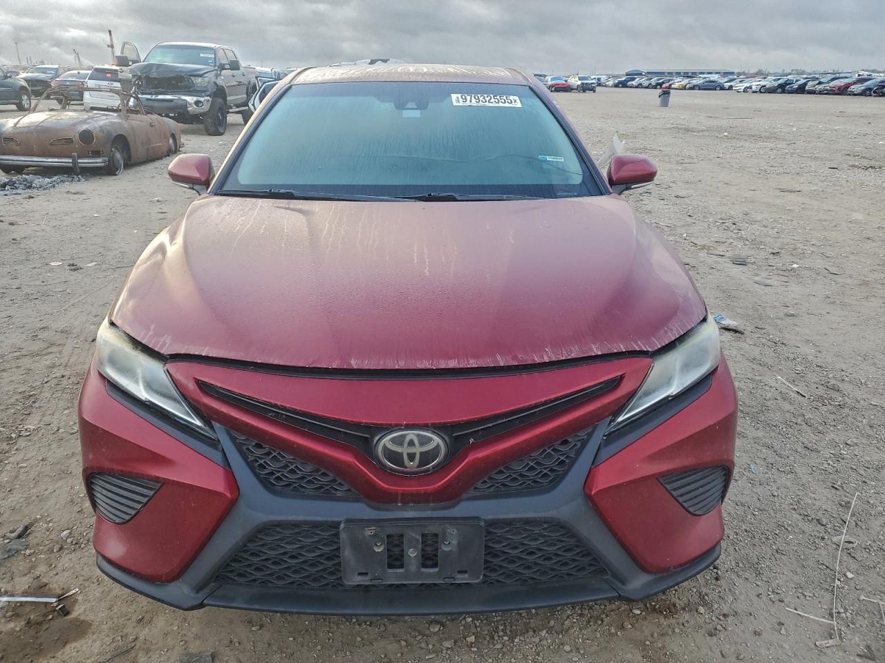 2018 TOYOTA CAMRY