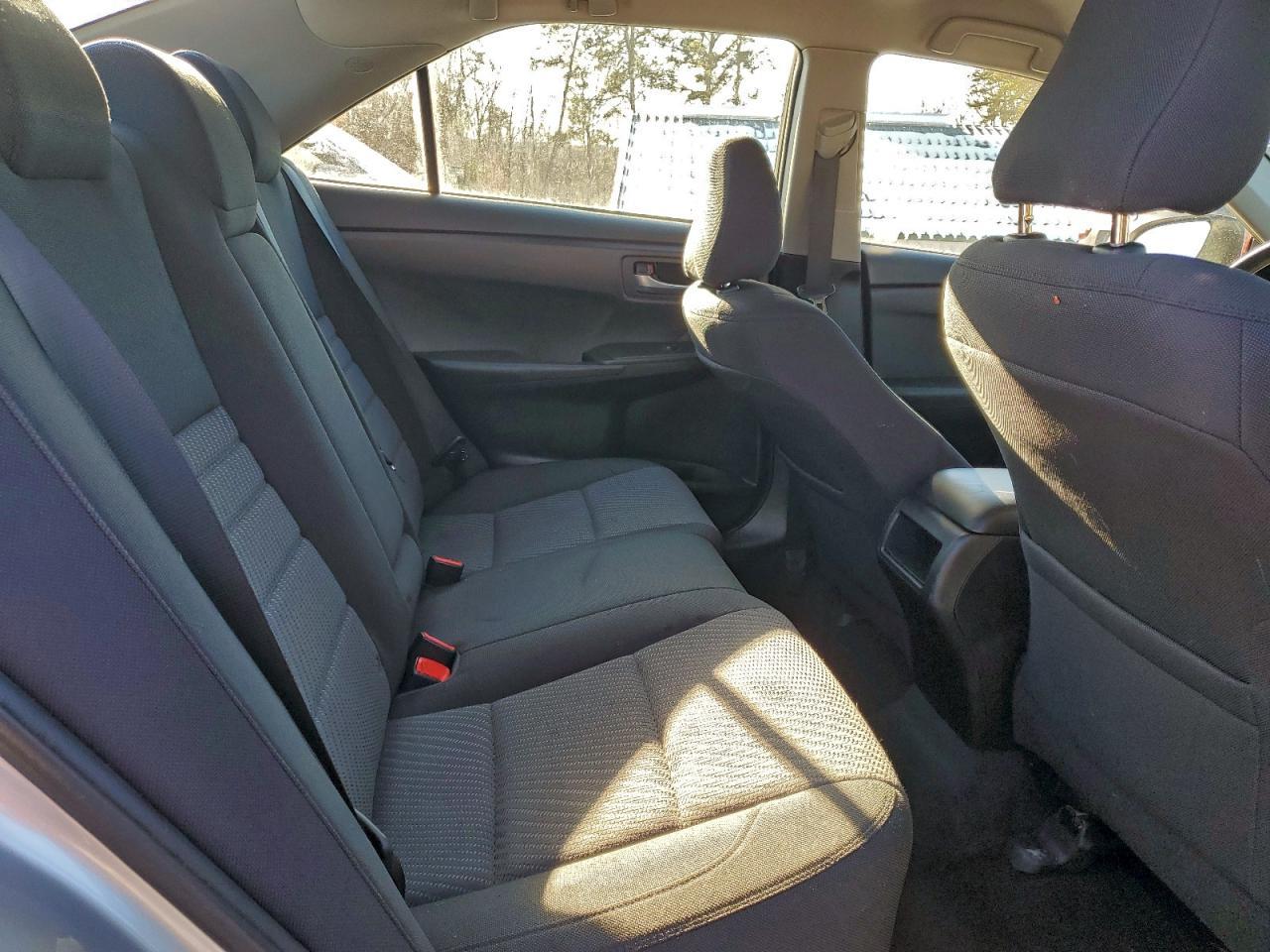2016 TOYOTA CAMRY