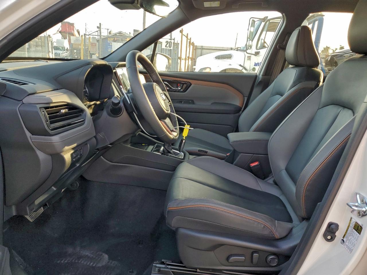 2025 SUBARU FORESTER