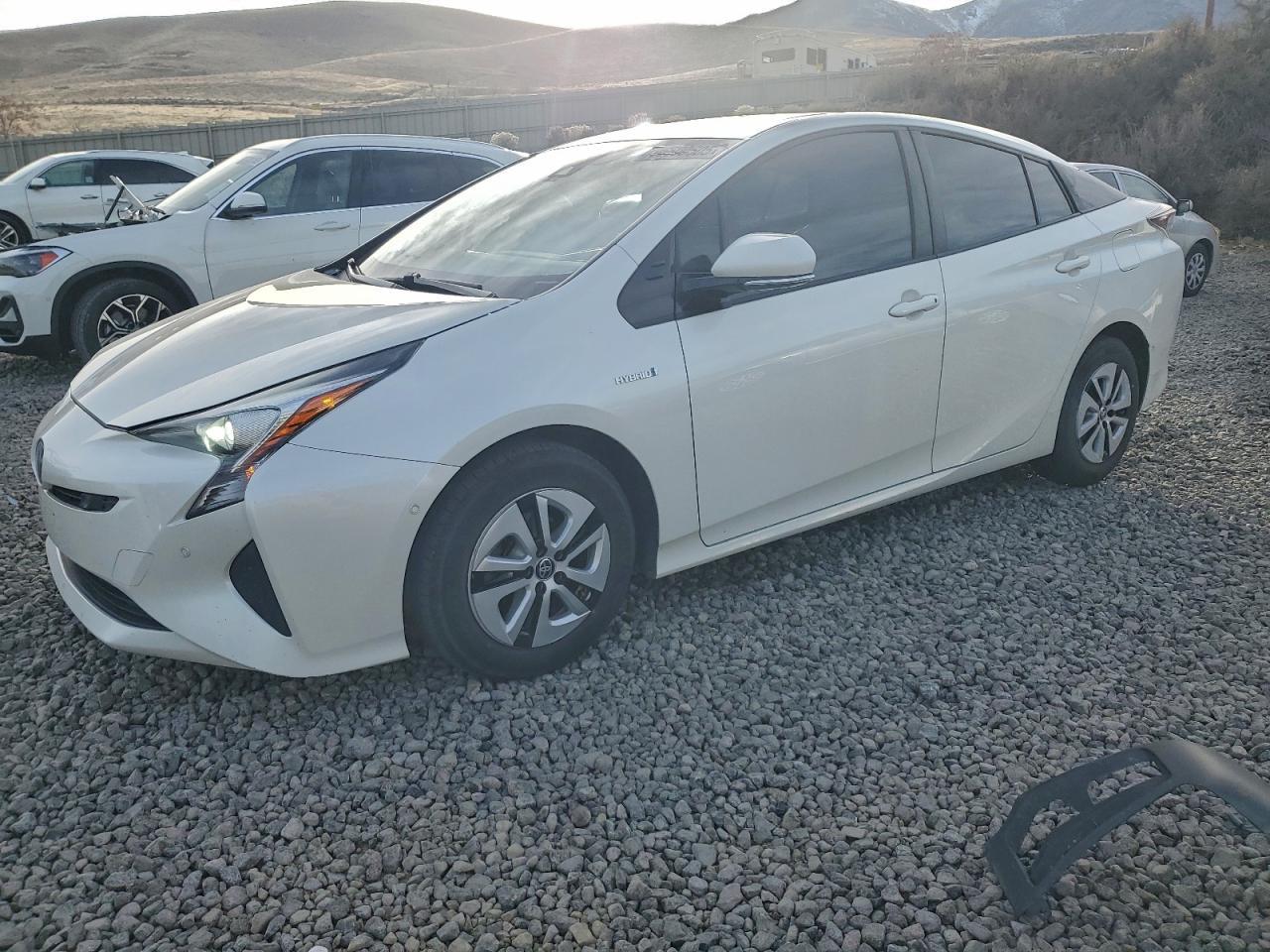 2018 TOYOTA PRIUS