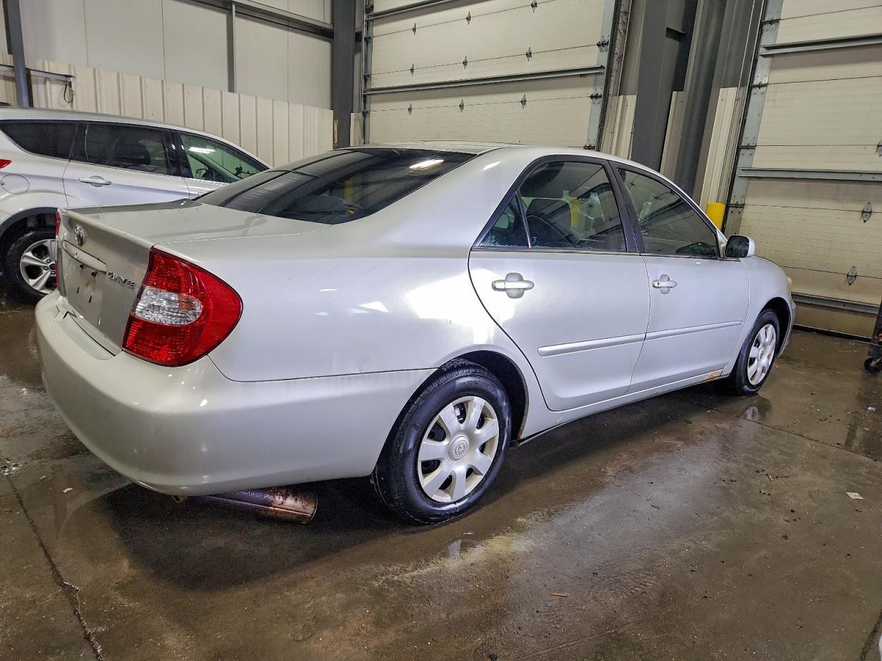 2002 TOYOTA CAMRY