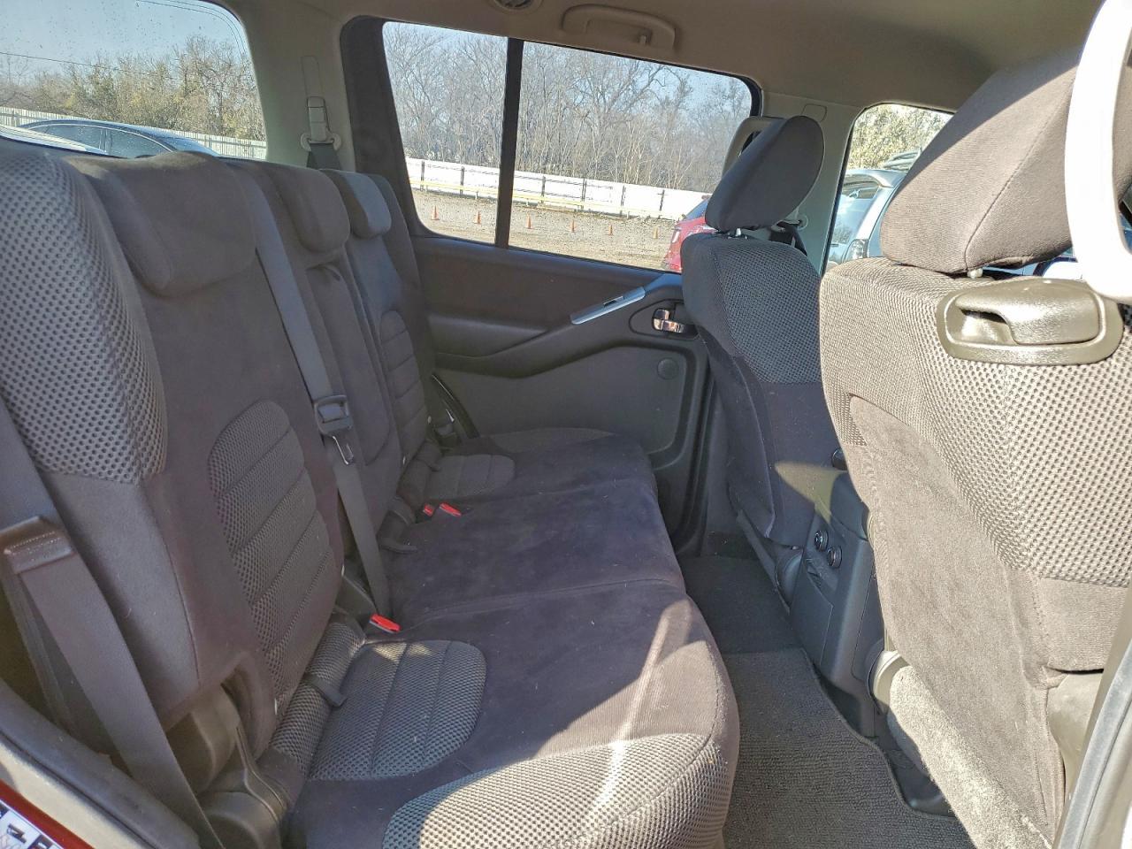 2010 NISSAN PATHFINDER