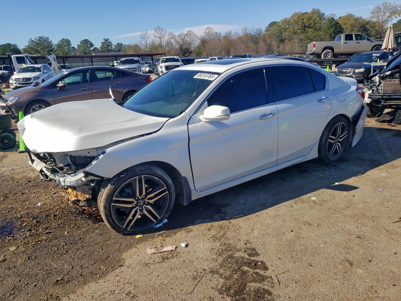2017 HONDA ACCORD