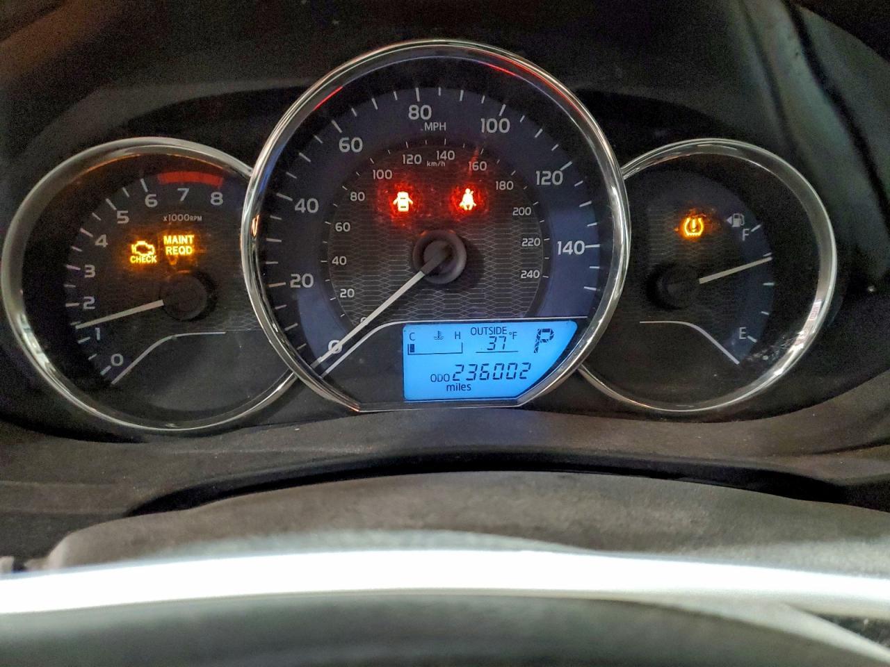 2016 TOYOTA COROLLA