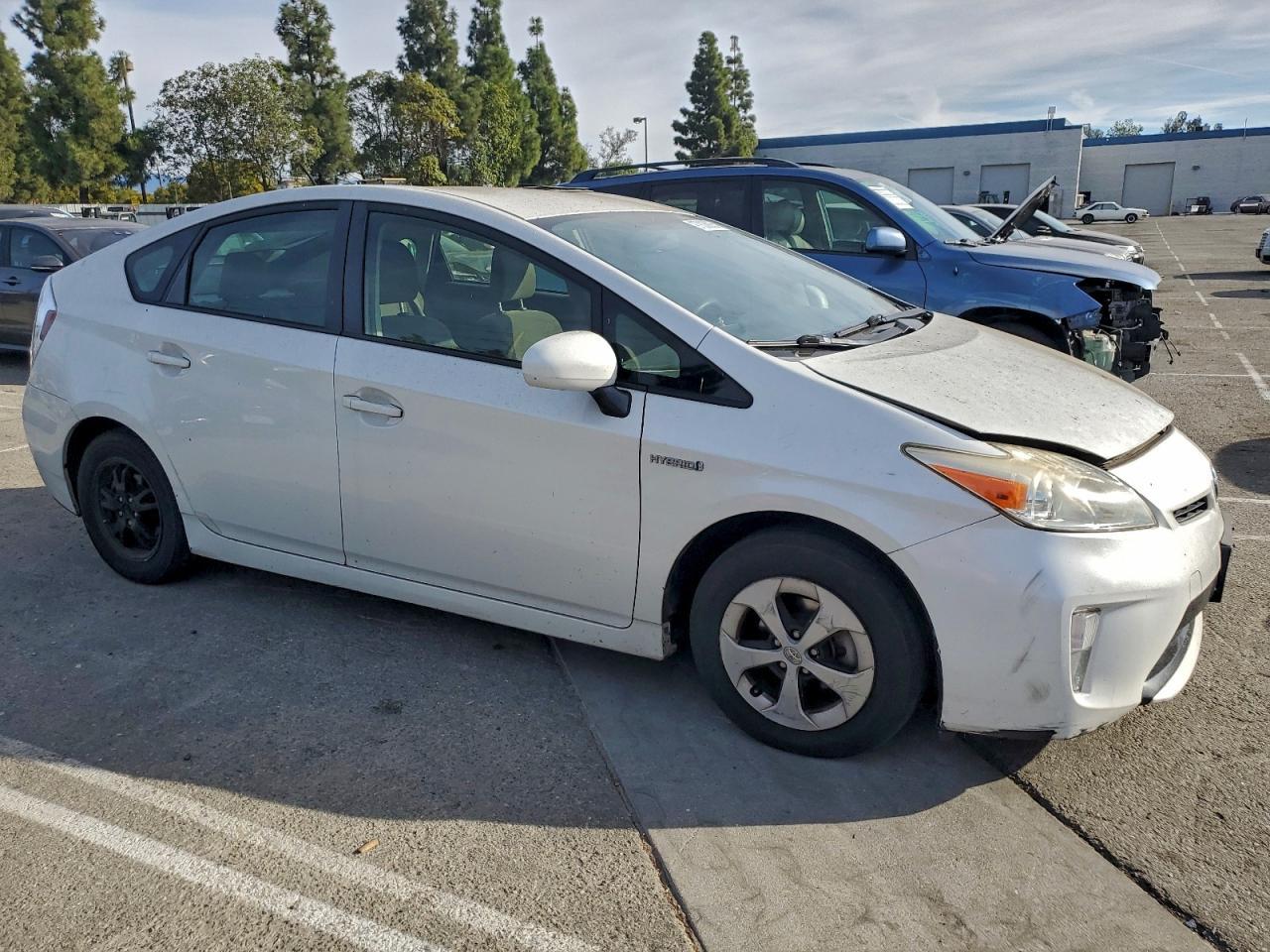 2014 TOYOTA PRIUS