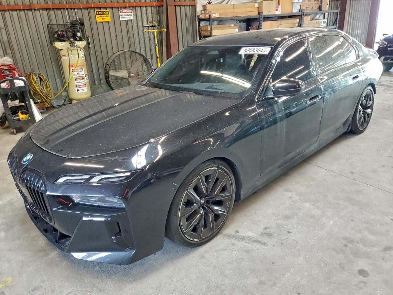 2024 BMW i7