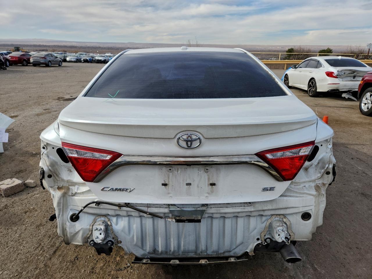 2015 TOYOTA CAMRY