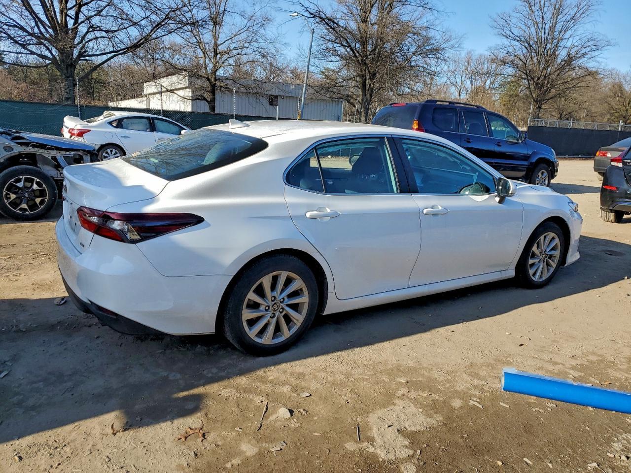 2024 TOYOTA CAMRY