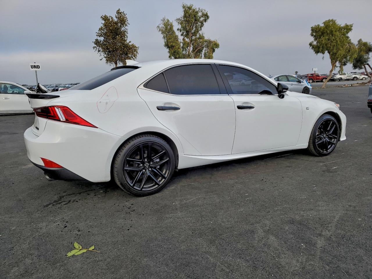 2015 LEXUS IS 250