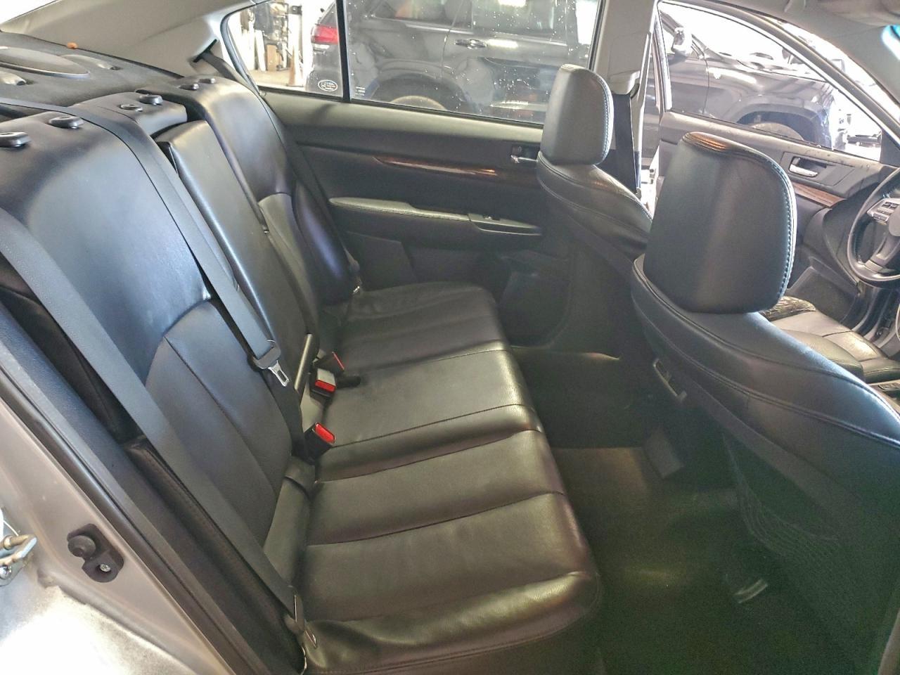2013 SUBARU Legacy