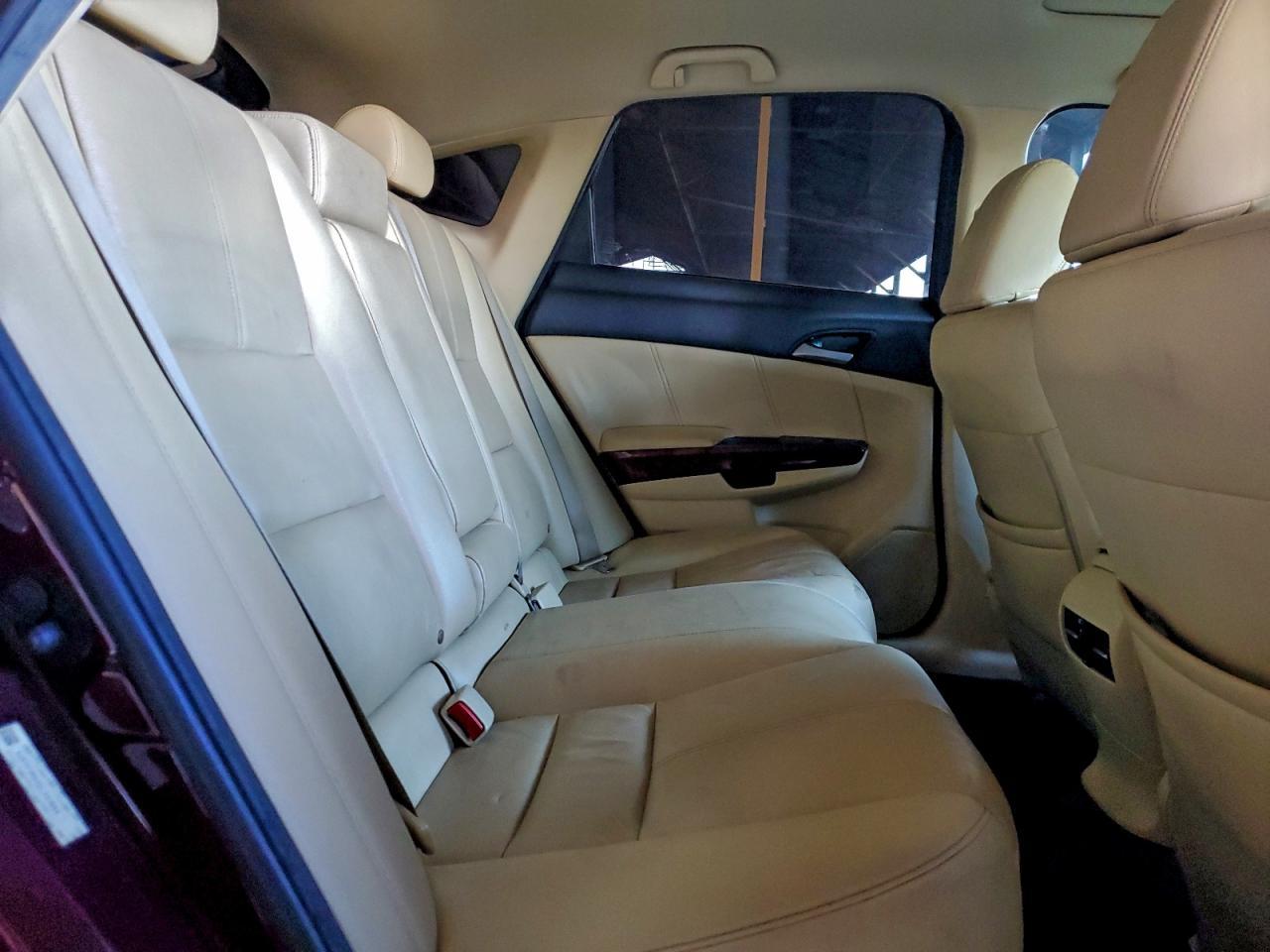 2012 HONDA Crosstour