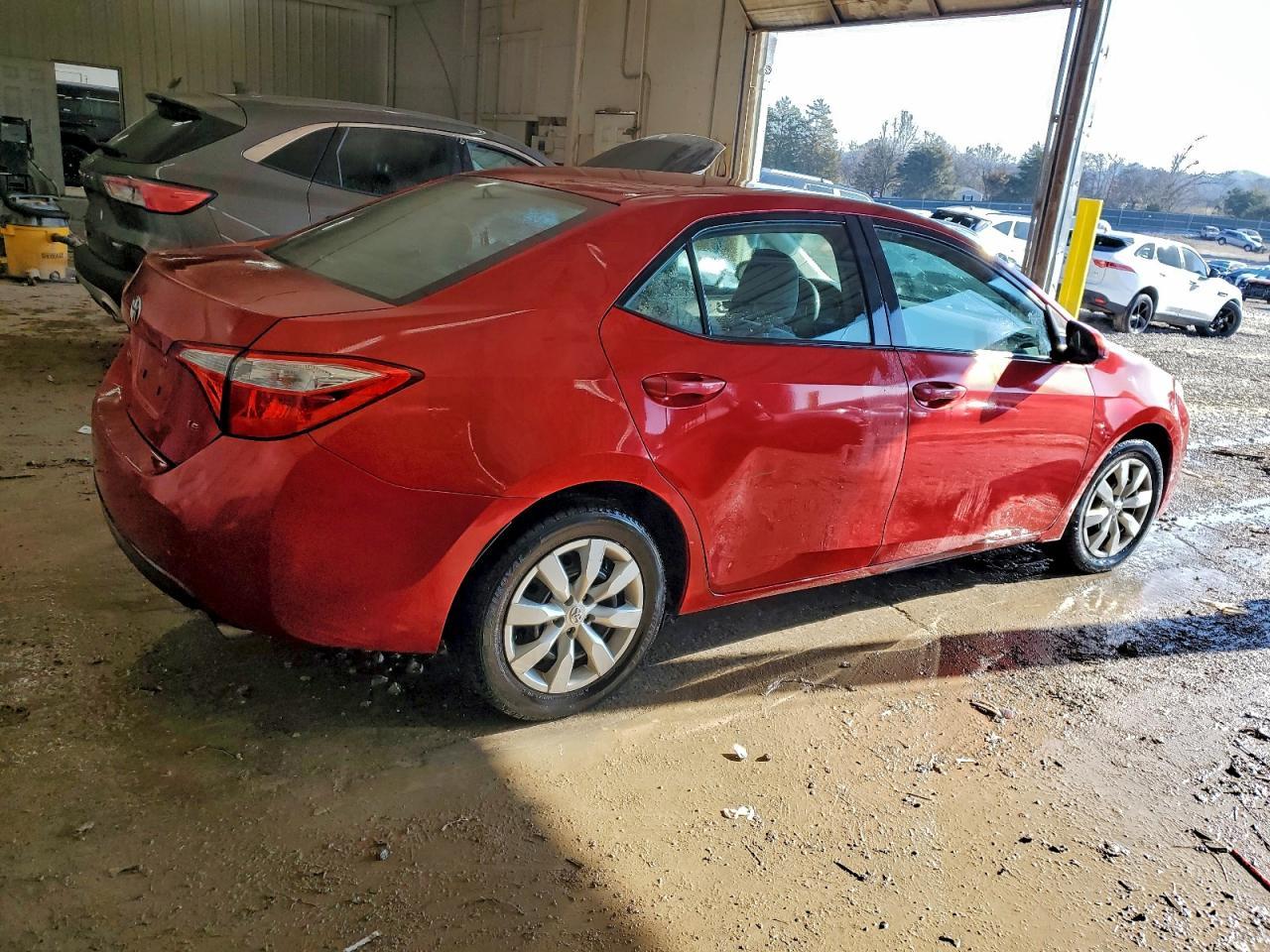 2016 TOYOTA COROLLA