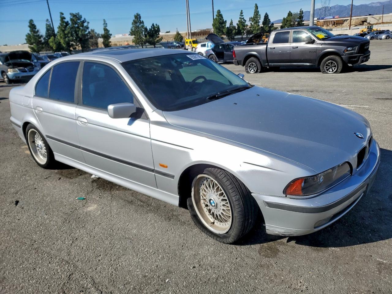 2000 BMW 5 series