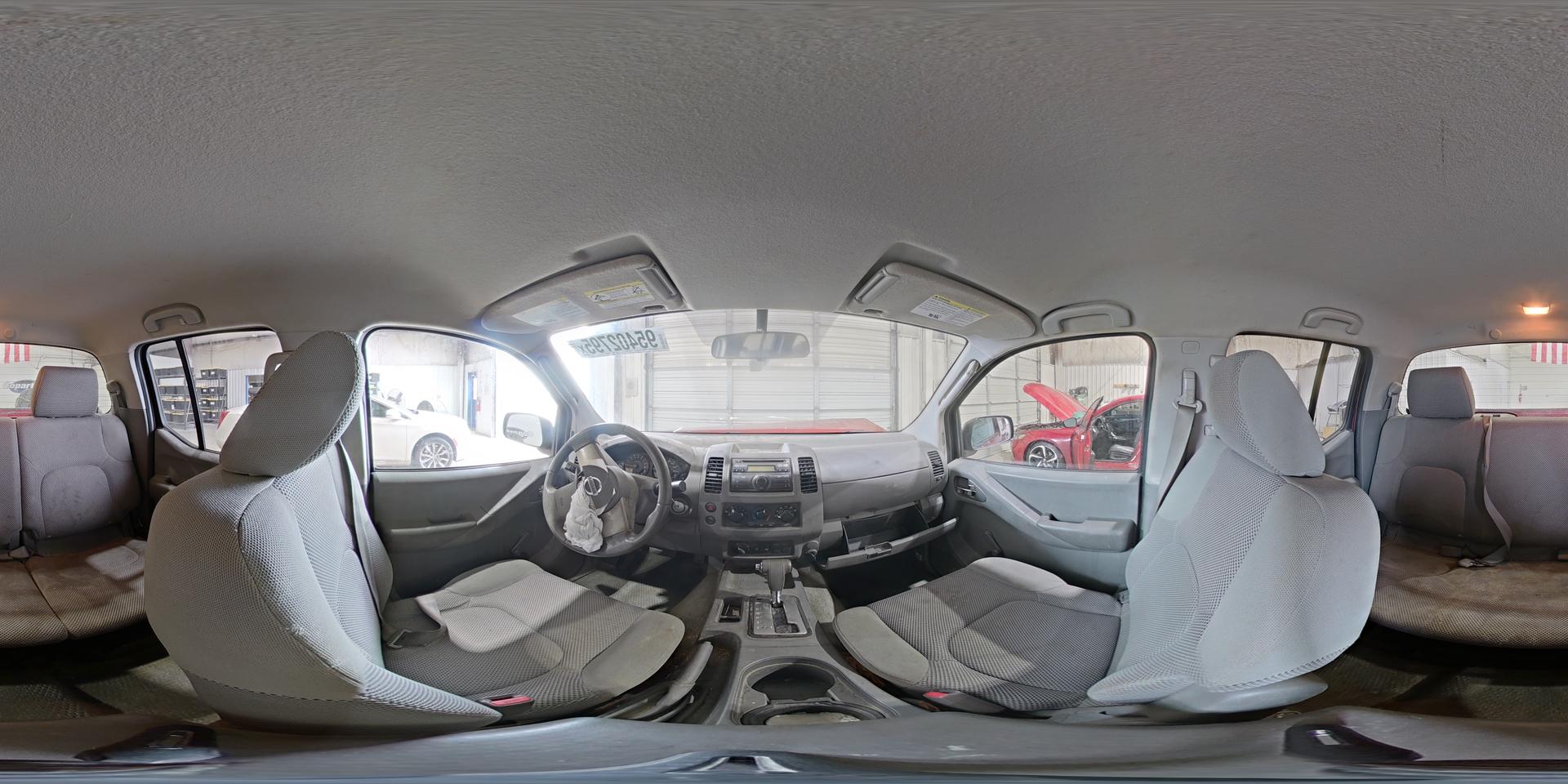 2011 NISSAN Frontier