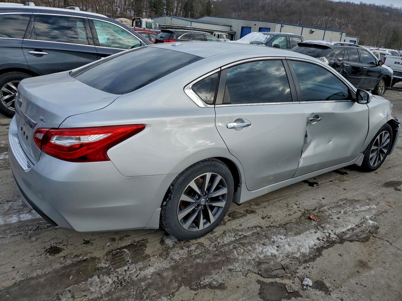 2016 NISSAN ALTIMA