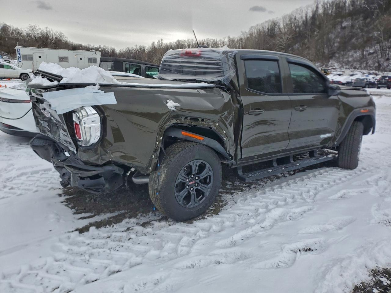 2025 GMC CANYON