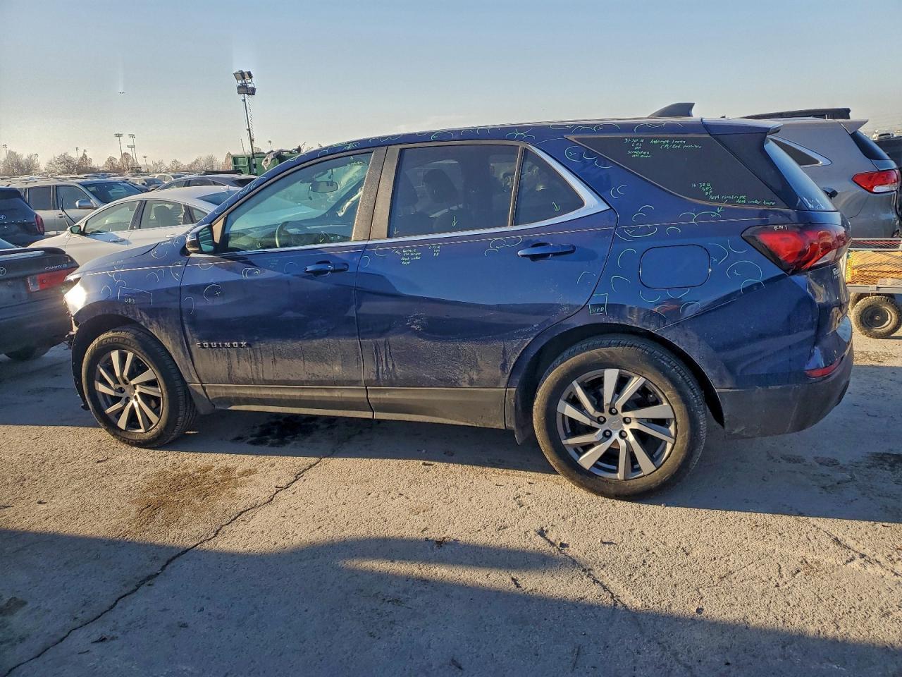 2022 CHEVROLET EQUINOX