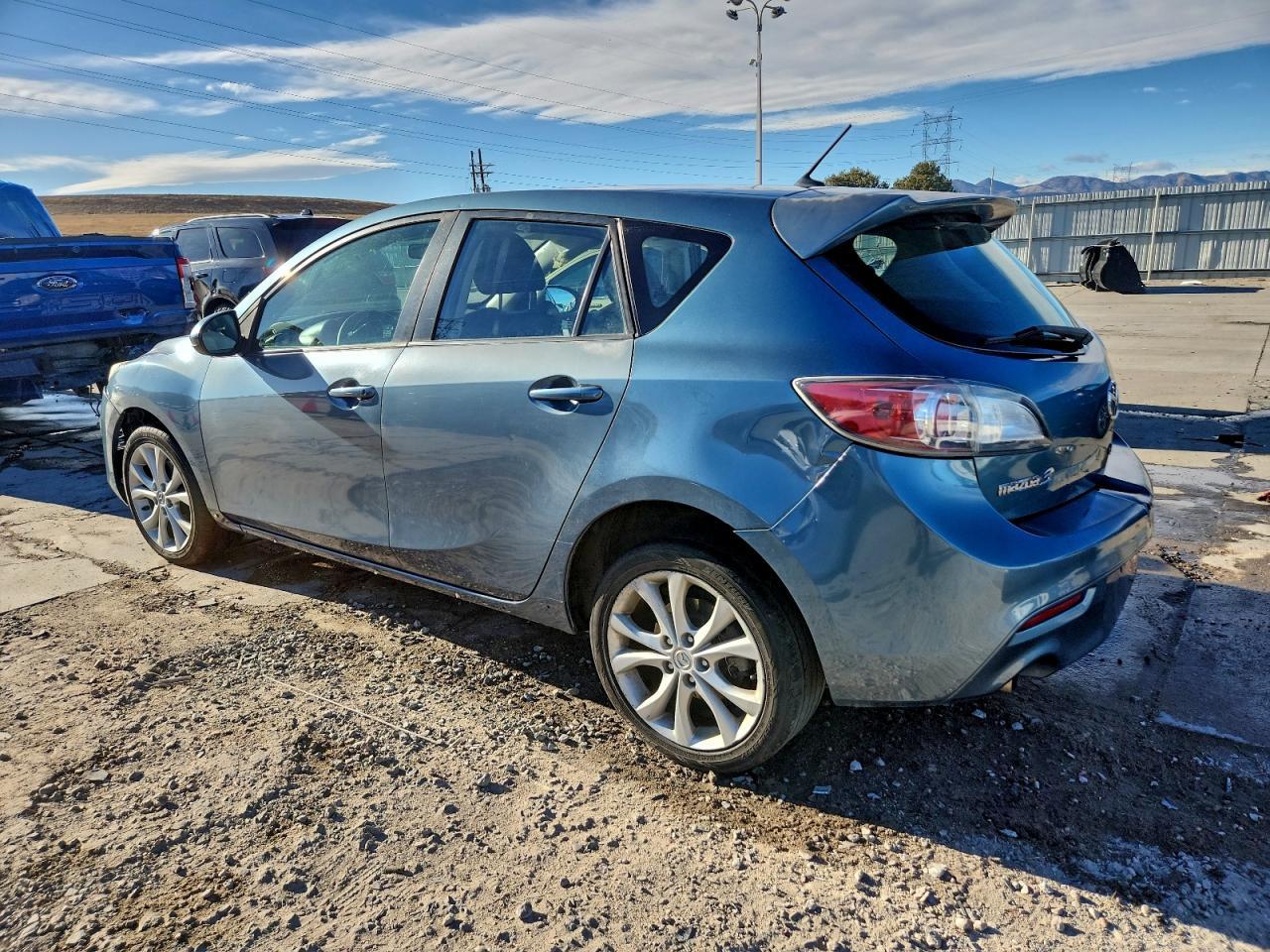 2010 MAZDA 3