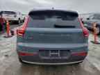 2022 VOLVO XC40