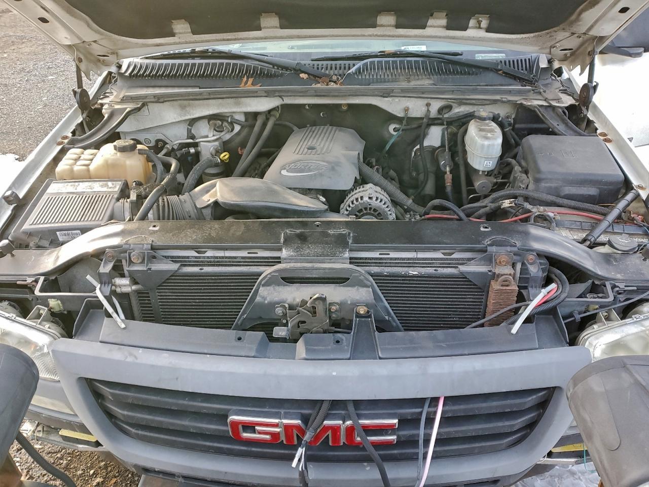 2005 GMC Sierra