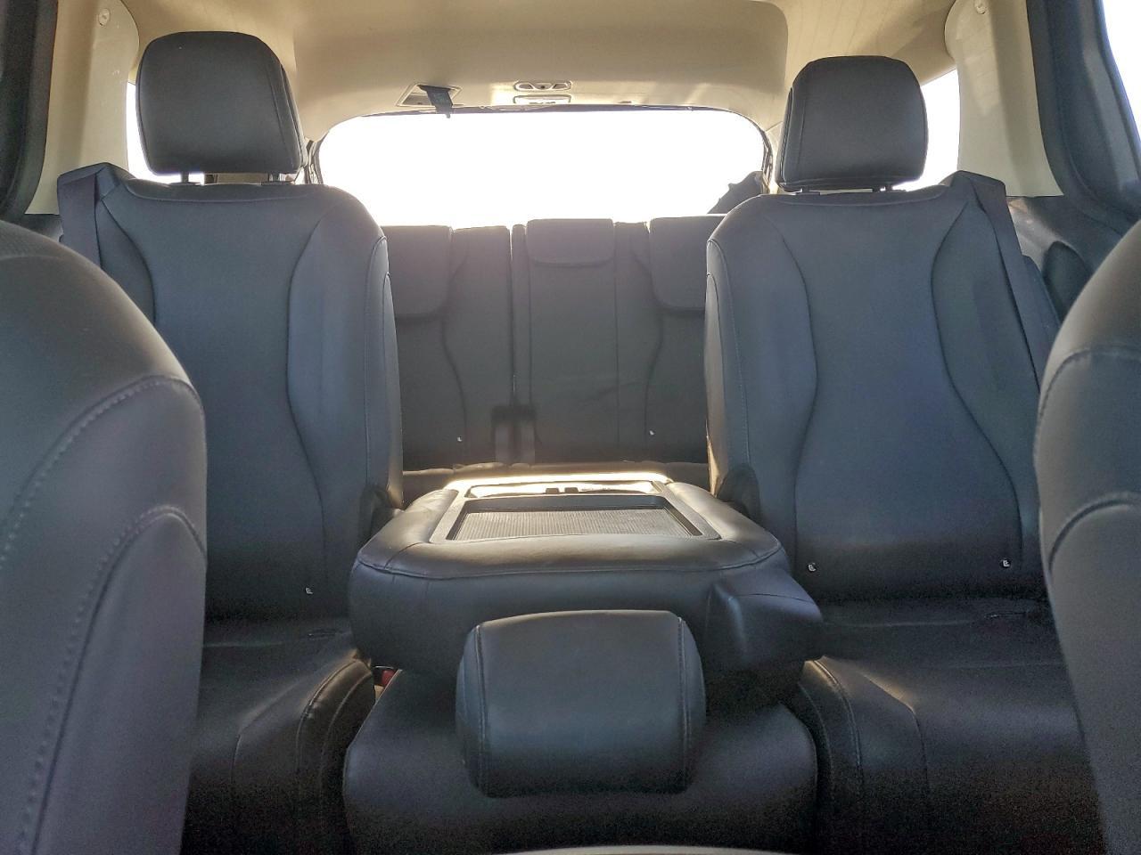 2024 KIA Carnival
