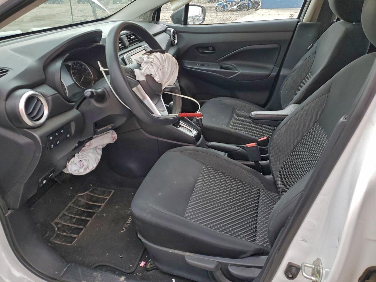 2020 NISSAN VERSA