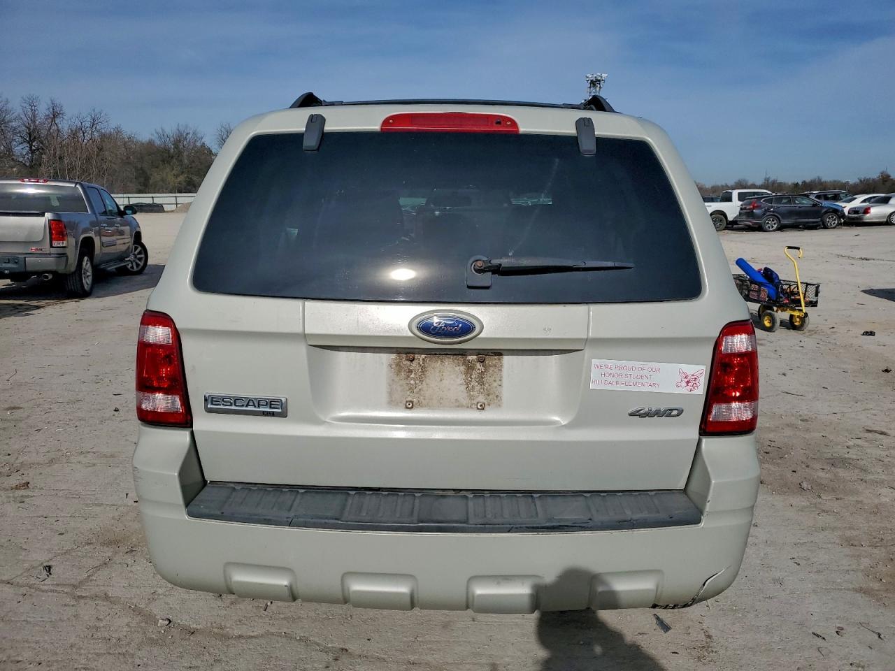 2008 FORD ESCAPE