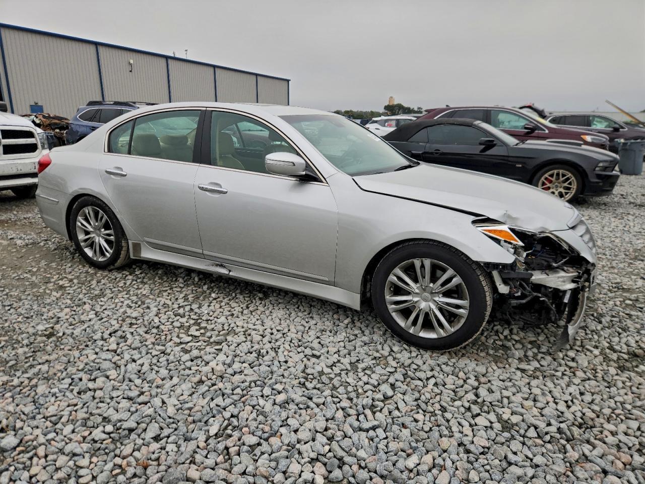 2012 HYUNDAI GENESIS