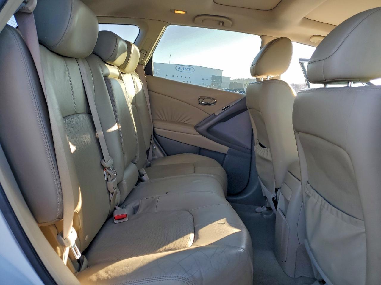 2010 NISSAN MURANO
