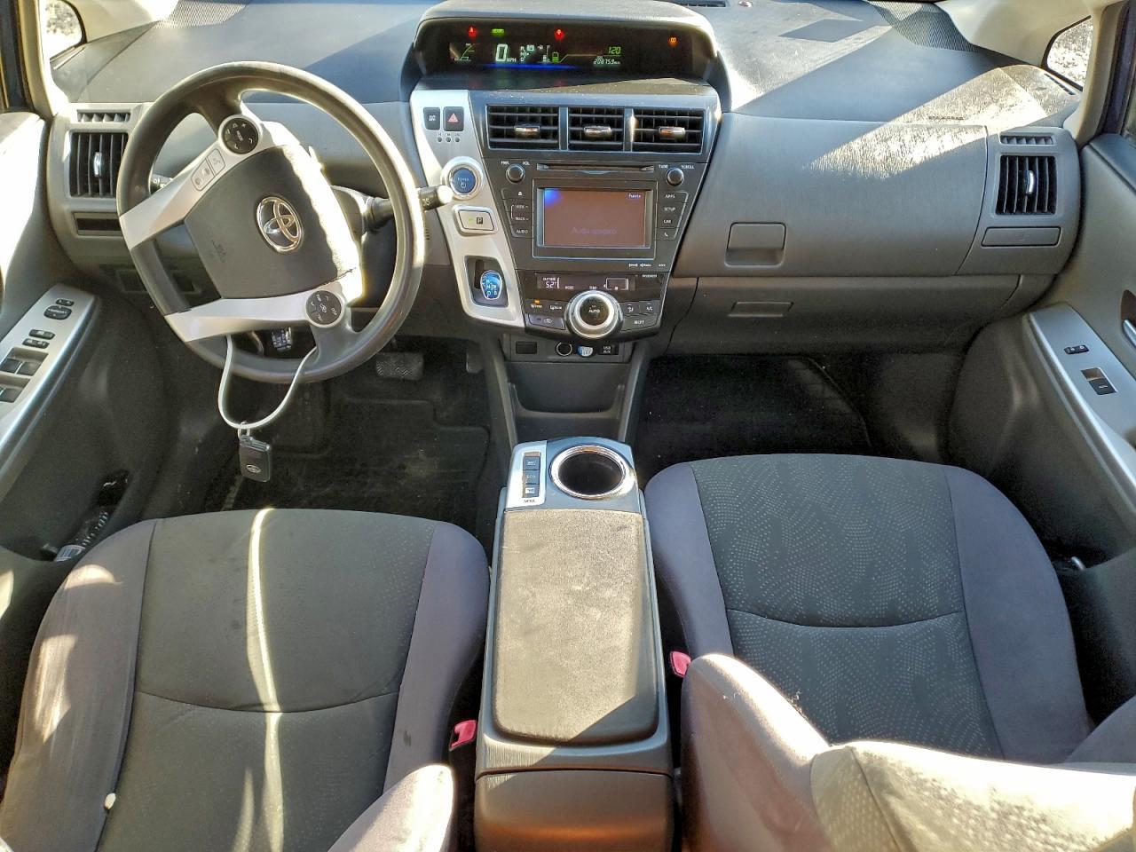 2012 TOYOTA PRIUS V