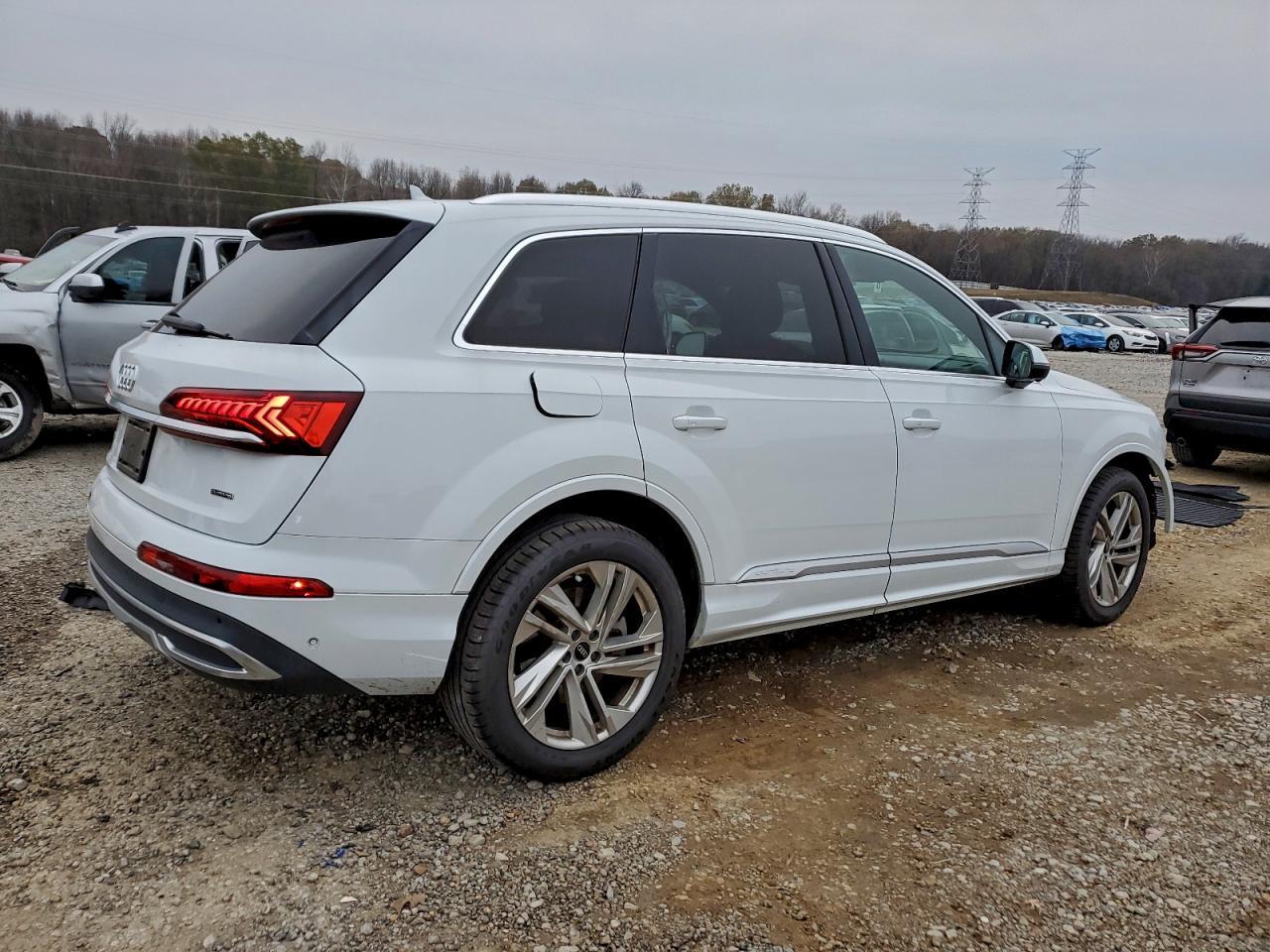 2021 AUDI Q7