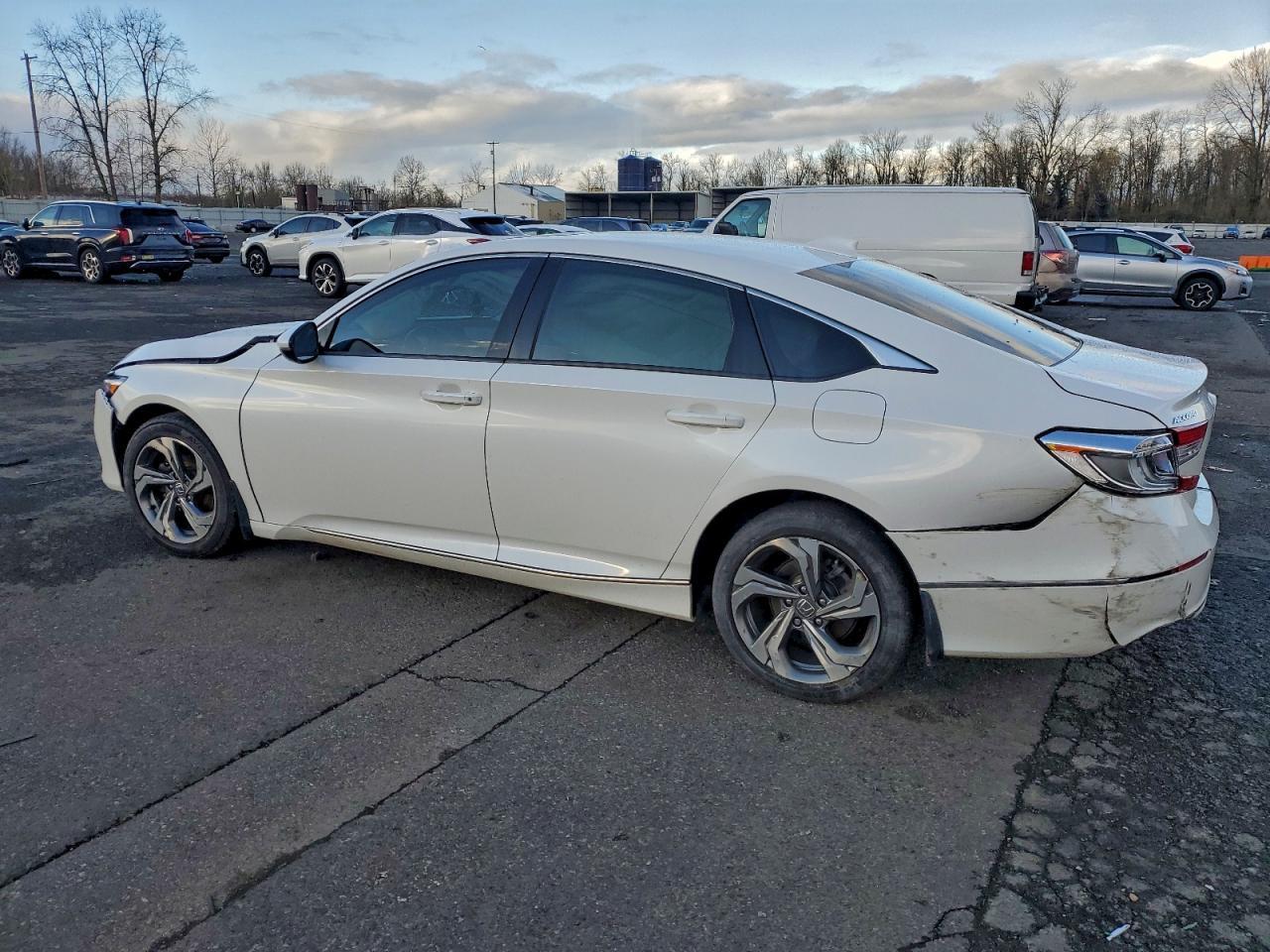 2018 HONDA ACCORD