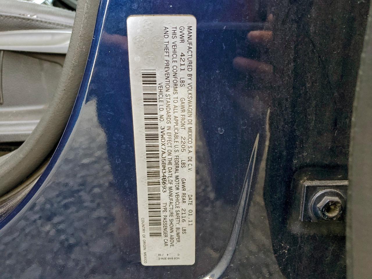 2011 VOLKSWAGEN JETTA