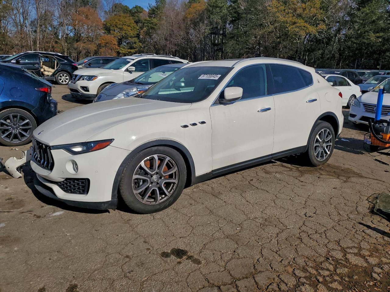 2017 MASERATI Levante